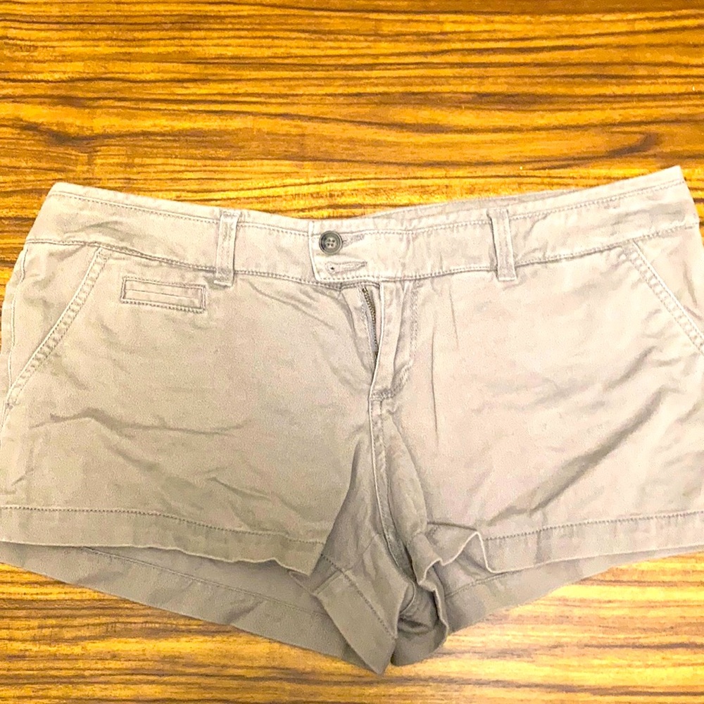 American Eagle gray Shorts
